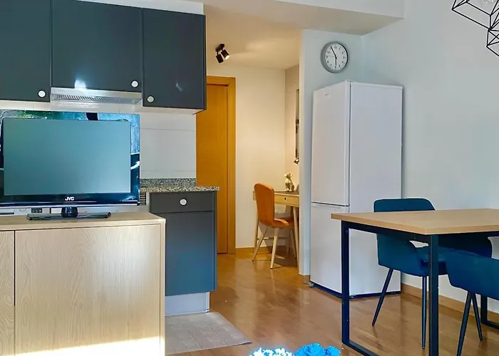 R2r - Molinon Estudio - 1a170 Χιχόν