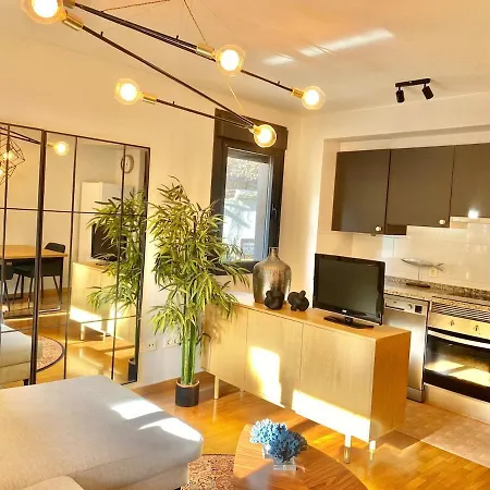 R2r - Molinon Estudio - 1a170 גיחון